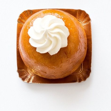 Babà con panna